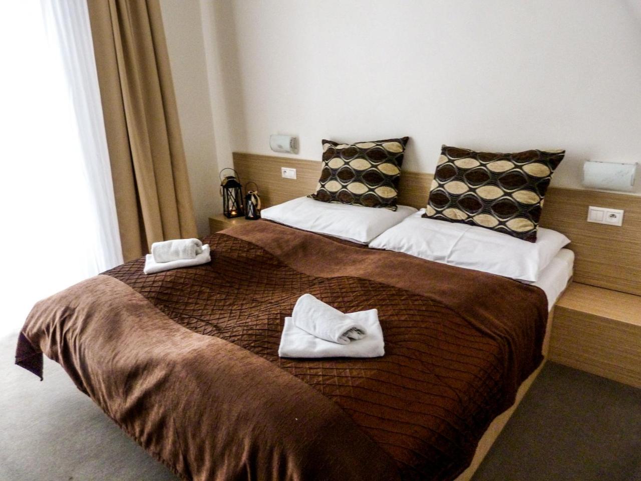 Elite Hotel Nova Dubnica Bagian luar foto